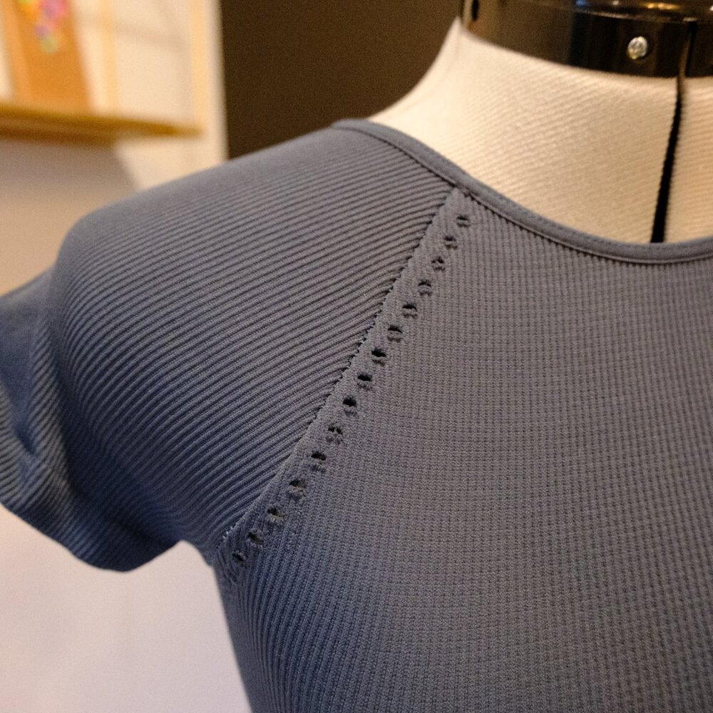 Free People Movement fitted cutut crop top for yoga/gym - Picture 4 of 6